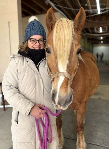 Catherine Gravelle : Board Member